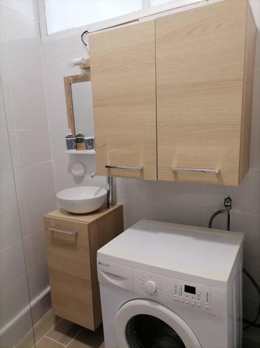 Maison De Pecheur Cour Privee En Centre Ville Сен-Жил-Кроа-дьо-Ви Екстериор снимка
